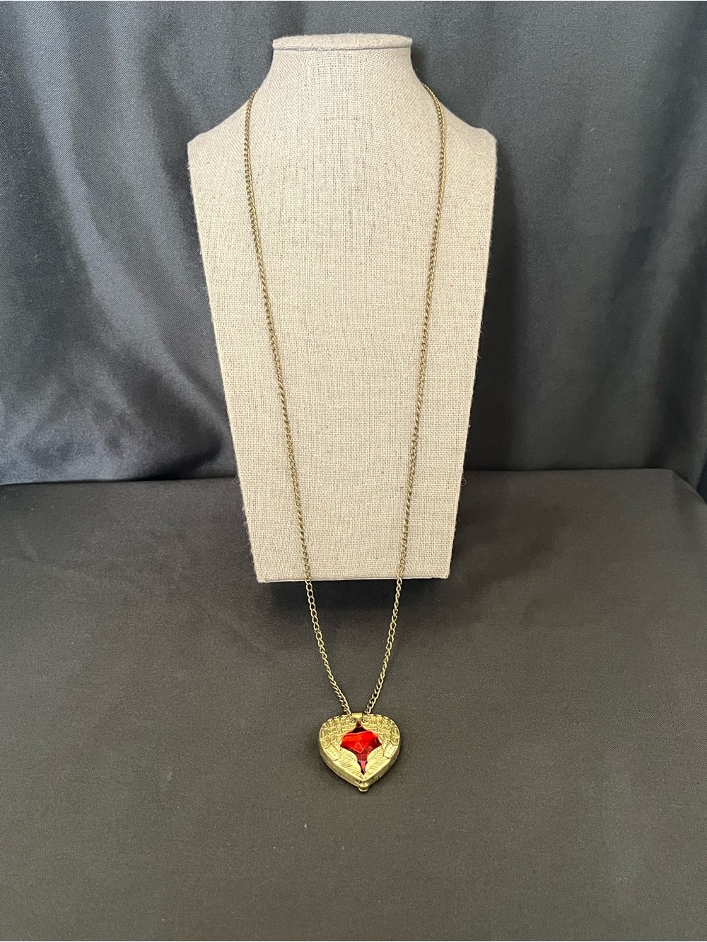 Vintage Inspired Gold Heart Pendant Necklace with Red Faceted Stone